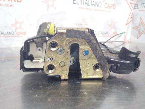 Foto 4ª: Cerradura Puerta Delantera Izquierda Toyota Avensis 2.0 D4-D EXECUTIVE SEDAN 4-PTAS) BERLINA 116CV 85KW [1CDFTV] (2003)