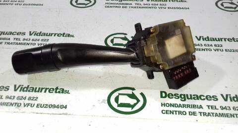 Foto 2ª: Mando Multifuncion Ssangyong Rexton 2.9 TD CAT 120CV 88KW [OM662] (2003)