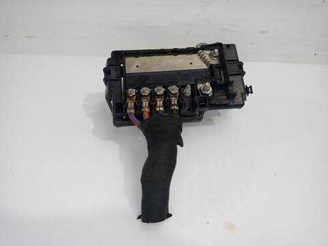 Caja Reles Fusibles Seat Ibiza STYLE 95CV 70KW
