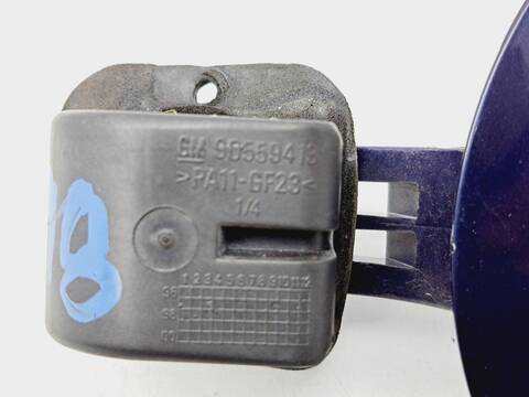 Foto 2ª: Tapa Exterior Combustible Opel Astra CLUB BERLINA 75CV 55KW [X16SZR] (1998)