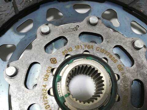 Foto 2ª: kit Embrague Dacia Sandero H4DF4 (2024)