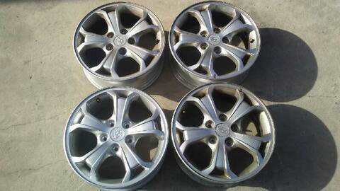 Juego LLantas Hyundai Tucson 2.0 COMFORT 141CV 104KW