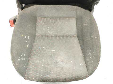 Foto 3ª: Asiento Delantero Izquierdo Fiat Ducato 130 RS 3450 MM) L2) 131CV 96KW [F1AGL411D] (2019)