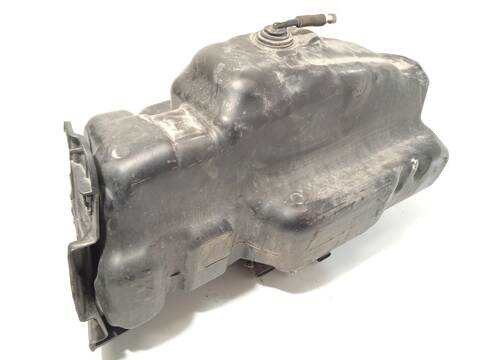 Foto 2ª: Deposito AdBlue Iveco Daily 35S16 35C16 70C16 160CV 118KW FURGONETA [F1CFL411C] (2022)