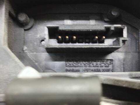 Foto 3ª: Cerradura Puerta Trasera Izquierda Bmw Serie 1 114 118D BERLINA 143CV 105KW [N47D20A] (2008)
