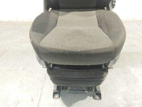 Foto 2ª: Asiento Delantero Izquierdo Fiat Ducato 150 MULTIJET 2 3 D 148CV 109KW FURGONETA [F1AE3481E] (2015)