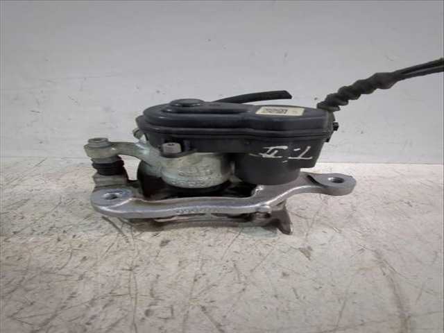 Foto 3ª: Pinza Freno Trasera Izquierdo Nissan Qashqai 1.3 DIG-T 140CV [HR13DDT] (2013)