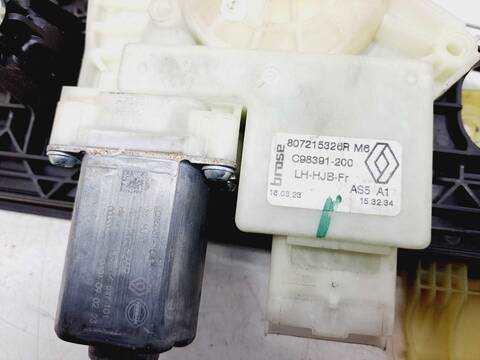 Foto 4ª: Elevalunas Eléctrico Delantero Izquierdo Renault Captur EQUILIBRE 91CV 67KW [H4D480] (2023)