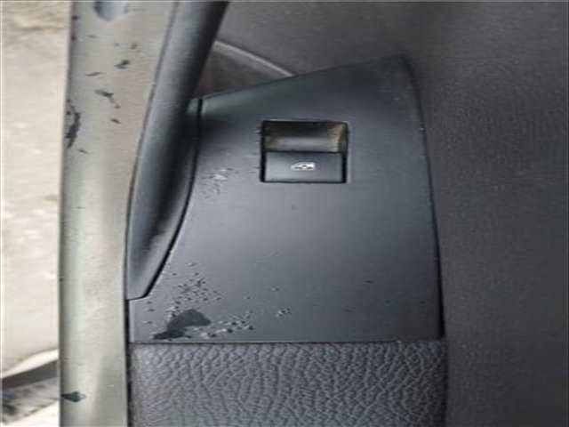 Botonera Elevalunas Opel Astra 1.6 68) 115CV 85KW
