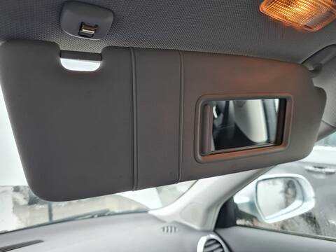 Foto 1ª: Parasol Derecho Audi A3 1.6 TDI ATTRACTION 105CV 77KW [CAYC] (2011)