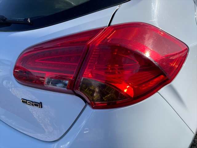 Foto 3ª: Piloto Trasero Derecho Kia Ceed 1.6 CDTI 105cv [D4FB] (2014)