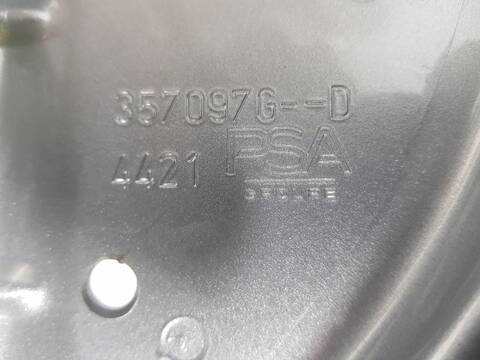 Foto 2ª: Puerta Delantera Izquierda Citroen C4 FEEL PACK (2020)