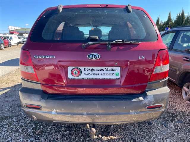 Foto 3ª: Paragolpes Trasero Kia Sorento 2.5 CRDI 140cv [D4CB] (2004)