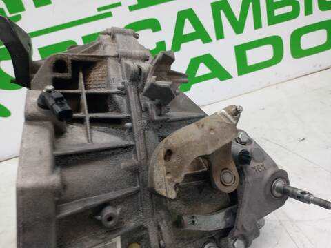 Foto 3ª: Caja Cambios Renault Scenic 1.5 DCI DIESEL 106CV 78KW [D/ K9K P7] (2006)