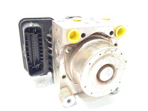 Abs Toyota Hilux 2.4 D 4WD GUN125_) 150CV 110KW