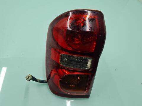Piloto Trasero Izquierdo Toyota Rav4 2.0 D-4D EXECUTIVE 4X4 2003 ) 116CV 85KW