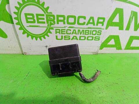 Foto 3ª: Caja Reles Fusibles Nissan Juke ACENTA 117CV 86KW [HR16DE] (2012)