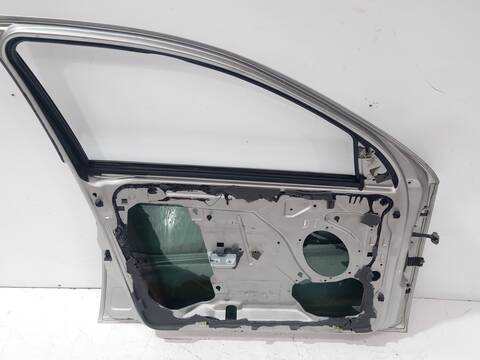 Foto 2ª: Puerta Delantera Izquierda Ford Mondeo GHIA 06.2003 ) D) BERLINA 131CV 96KW [FMBA - N7BA] (2004)