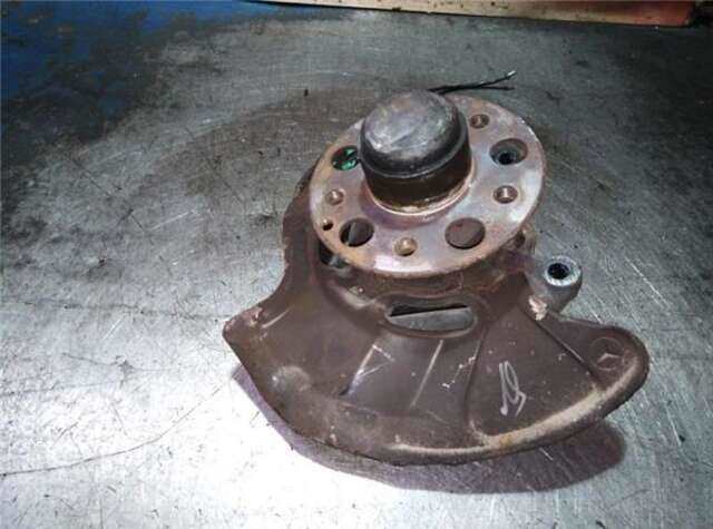 Mangueta Delantera Izquierda Mercedes Clase C 160 1.8 C 180 COMPRESSOR (203.746) [1.8 LTR. - 105 KW CAT]