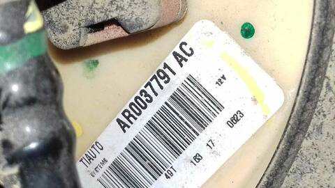 Foto 3ª: Deposito de Combustible Jeep Compass 2.0 CRD 140CV 103KW [55263087] (2017)