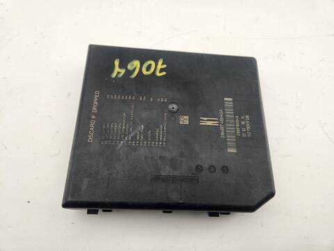 Foto 3ª: Caja Reles Fusibles Nissan Qashqai 360 110CV 81KW [K9K636] (2014)
