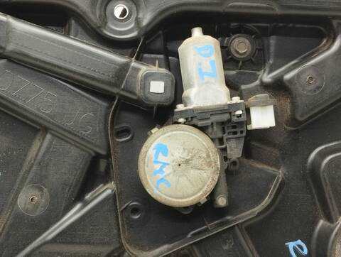 Foto 4ª: Elevalunas Eléctrico Delantero Izquierdo Nissan X-Trail 150CV 110KW T31) (1950)