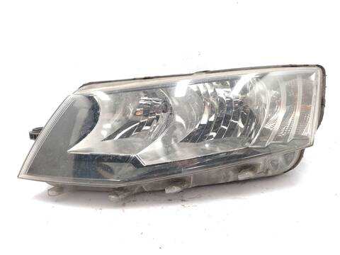 Foto 1ª: Faro Izquierdo Skoda Octavia 1.6 TDI 105CV 77KW [CLHA] (2015)