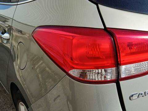 Piloto Trasero Izquierdo Kia Carens D4FD