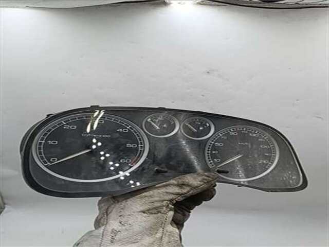 Foto 3ª: Cuadro de Instrumentos Peugeot 307 2.0 XR CLIM [2.0 LTR. - 66 KW HDI CAT] [RHY]
