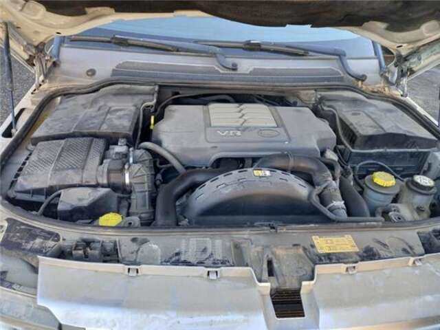 Foto 3ª: Faro Antiniebla Delantero Izquierdo Land Rover Range 3.6 V8 TD EDITION 60 YRS [3.6 LTR. - 200 KW TD V8] [368DT]