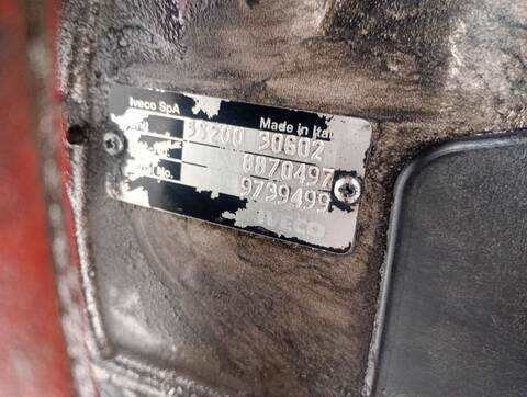 Foto 2ª: Caja Cambios Iveco Daily 35 C 12 35 S 12 AEKA14A1 AEKA14AA AEKA64A1 ... 116CV 85KW [F1AE0481B] (2003)