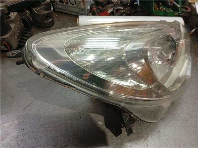 Foto 2ª: Faro Derecho Opel Corsa 1.2 CMON [1.2 LTR. - 63 KW CAT (A 12 XER - LDC)]