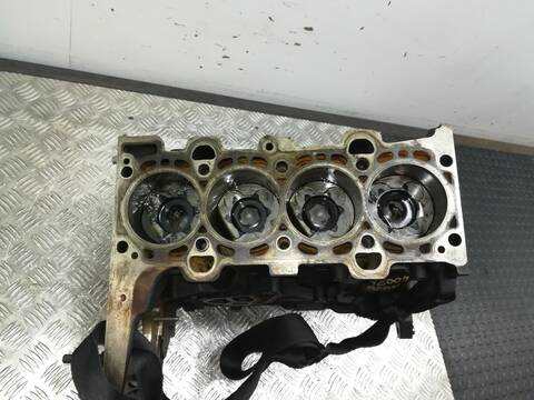 Foto 1ª: Bloque Motor Bmw Serie 3 315 204D4 (2002)