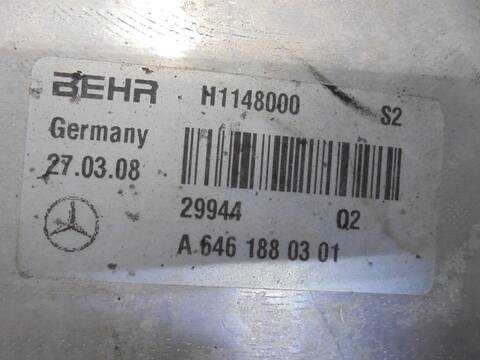 Foto 3ª: Radiador Aceite Mercedes Clase C 160 2.1 CDI CAT BERLINA 170CV 125KW [646811] (2009)