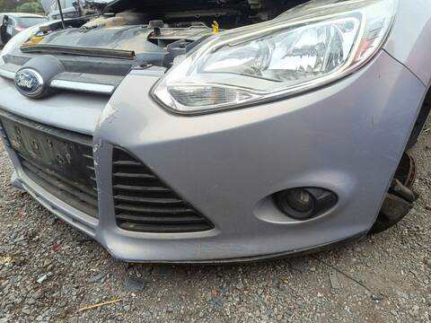 Foto 2ª: Paragolpes Delantero Ford Focus TREND 125CV 92KW (2014)