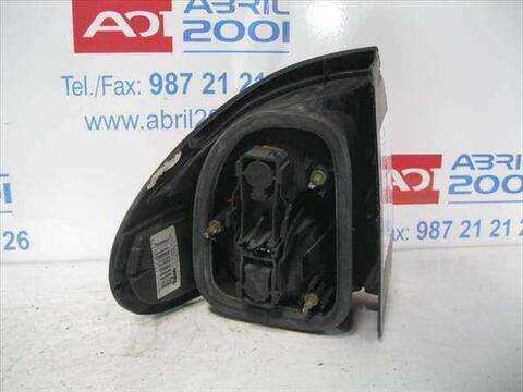 Foto 2ª: Piloto Trasero Derecho Renault Laguna 1.8 16V B563 B564) 120CV 88KW [G/ F4P A 7] (2000)