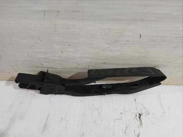 Foto 2ª: Pedal Acelerador Mercedes Clase C 160 CLK 240 209.361) 170CV [M 112.912] (2002)