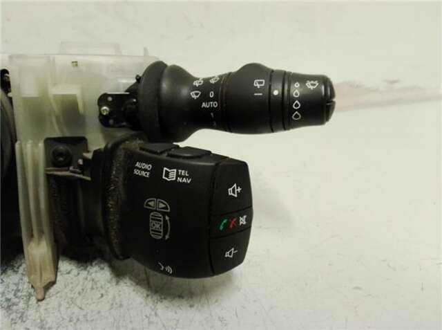 Foto 2ª: Mando Multifuncion Renault Megane 1.6 16V (BZ0U) III FASTBACK (BZ0_) [K4M 858]
