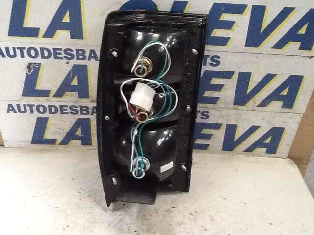 Foto 2ª: Piloto Trasero Derecho Mitsubishi L200 2.5 TD (1996)