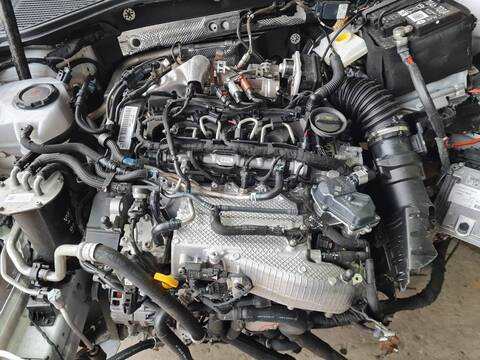 Foto 4ª: Motor Completo Volkswagen T-Roc LIFE 115CV 85KW [DXRC] (2017)