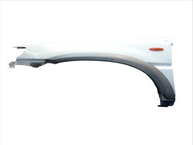 Foto 3ª: Aleta Delantera Izquierda Nissan Terrano 2.7 TDI 4WD (1992)