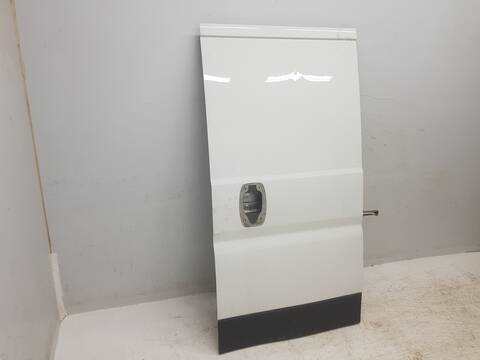 Foto 2ª: Puerta Trasera Derecha Peugeot Boxer HDI 333) 130CV 97KW FURGON