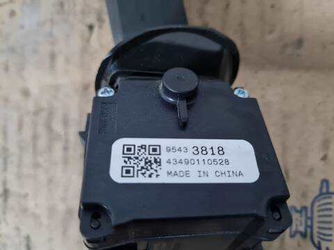 Foto 2ª: Mando Multifuncion Opel Astra SPORTIVE 165CV 121KW [A20DTH] (2015)