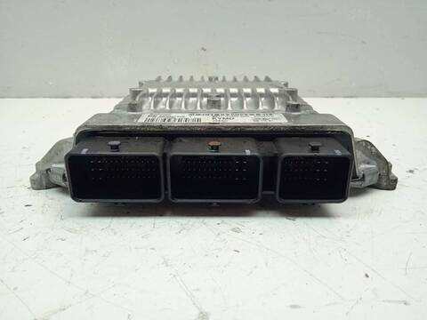 Foto 1ª: Centralita Motor ECU Ford C Max 2.0 TDCI CAT 136CV 100KW FOCUS CAP) [G6DD] (2009)