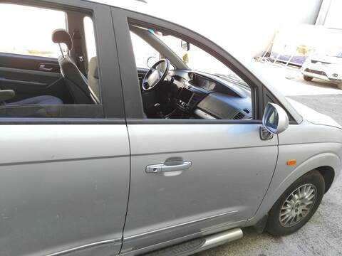 Foto 1ª: Puerta Delantera Derecha Ssangyong Rodius D27DT (2006)