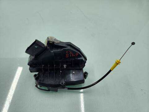 Cerradura Puerta Trasera Izquierda Ford Fiesta TREND 68CV 50KW