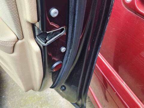 Cerradura Puerta Delantera Derecha Bmw Serie 5 518 520 D 184CV 135KW
