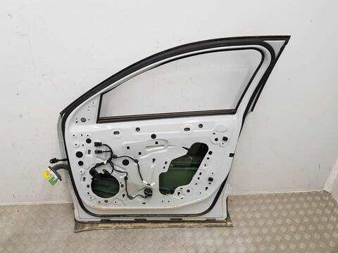 Foto 2ª: Puerta Delantera Derecha Citroen C4 SHINE (2020)