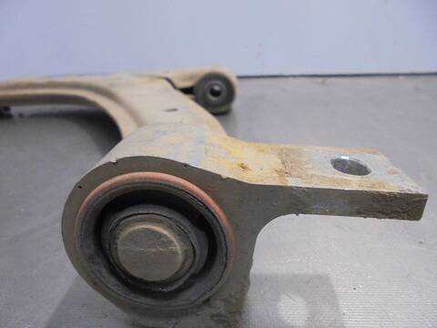 Foto 2ª: Brazo Suspension Delantero Izquierdo Citroen Xsara 2.0 HDI SX 66KW) BERLINA 90CV [RHY] (2001)