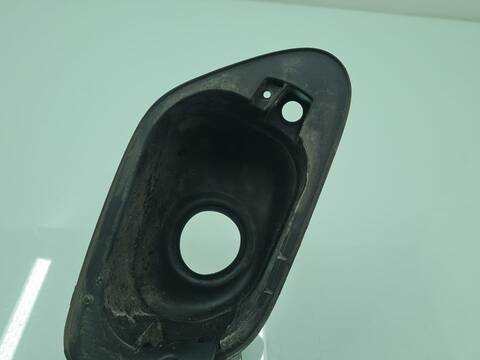 Foto 3ª: Tapa Exterior Combustible Volkswagen Golf SPORT 131CV 96KW [DPBA] (2020)
